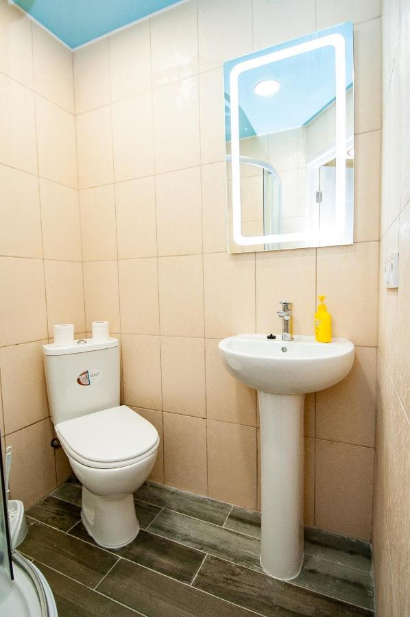 Rest Time Apartments Odessa Esterno foto