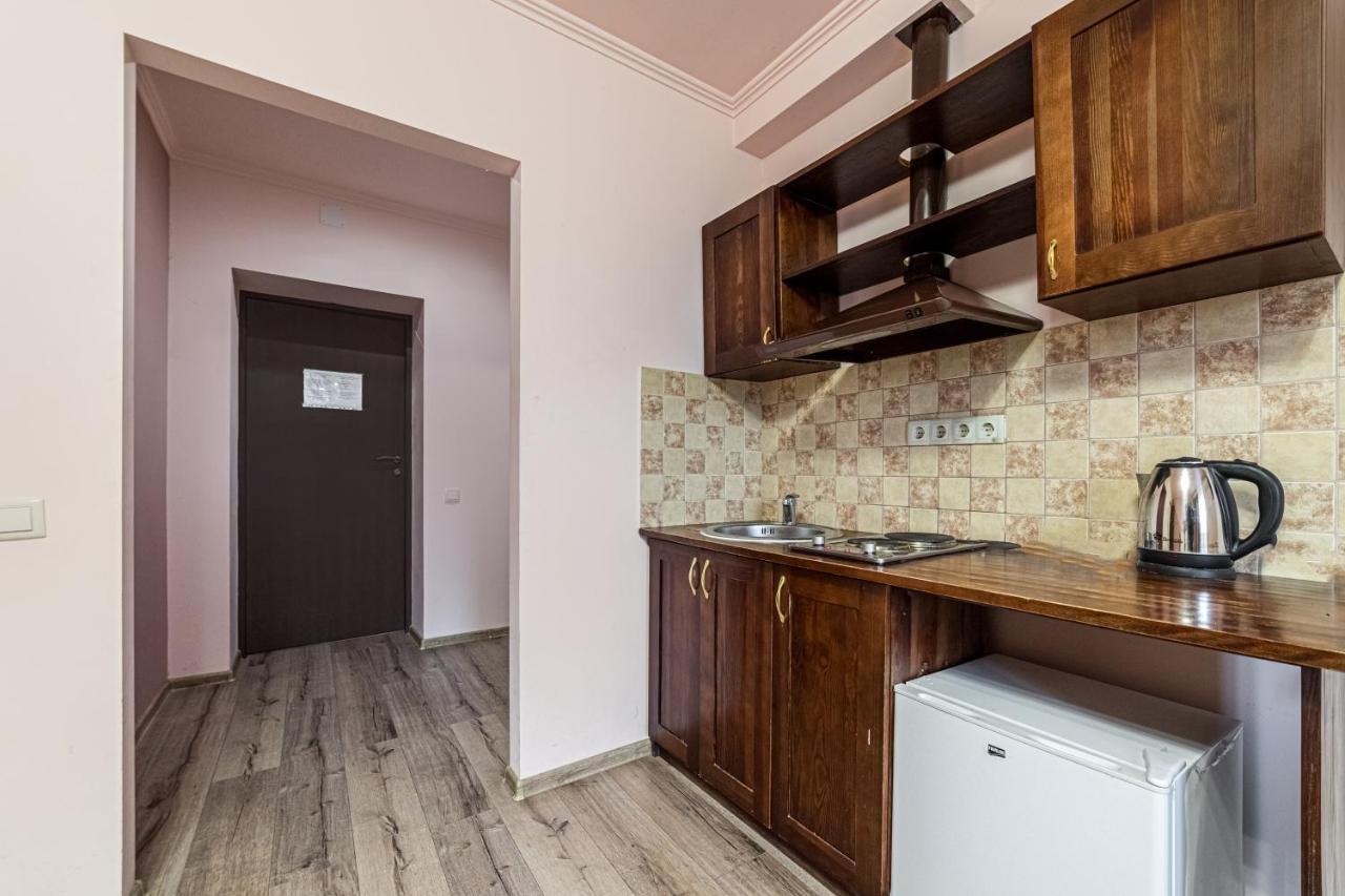 Rest Time Apartments Odessa Esterno foto