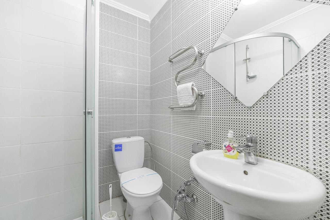 Rest Time Apartments Odessa Esterno foto