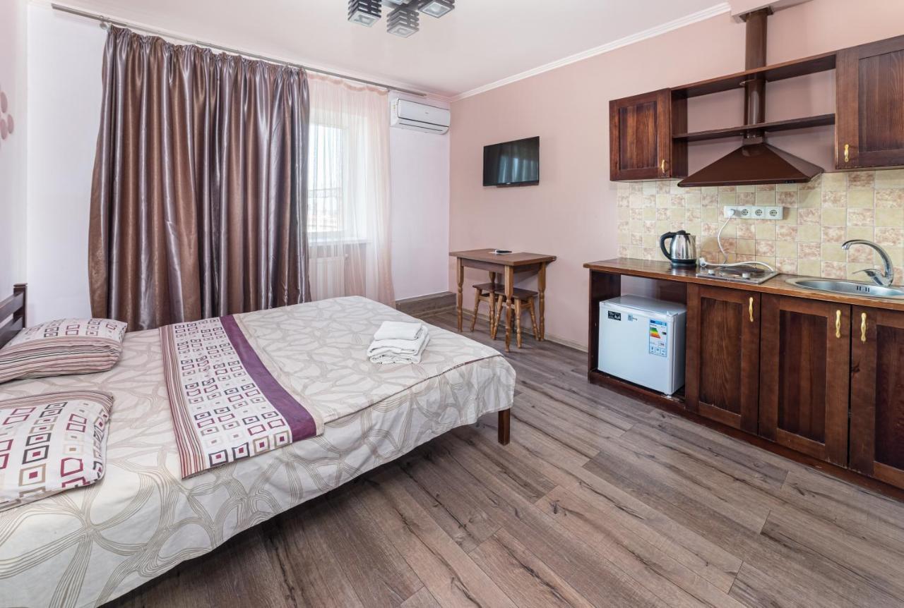Rest Time Apartments Odessa Esterno foto