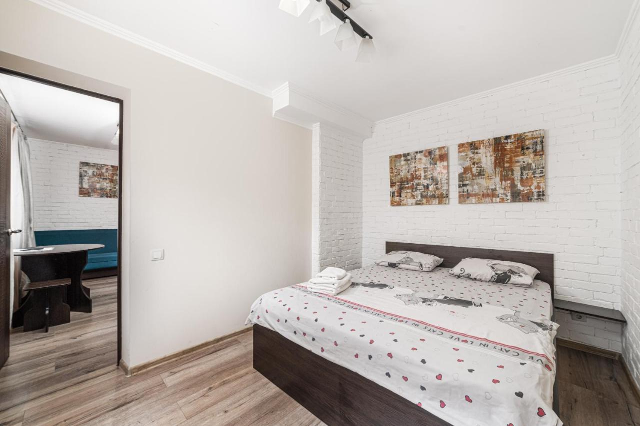 Rest Time Apartments Odessa Esterno foto