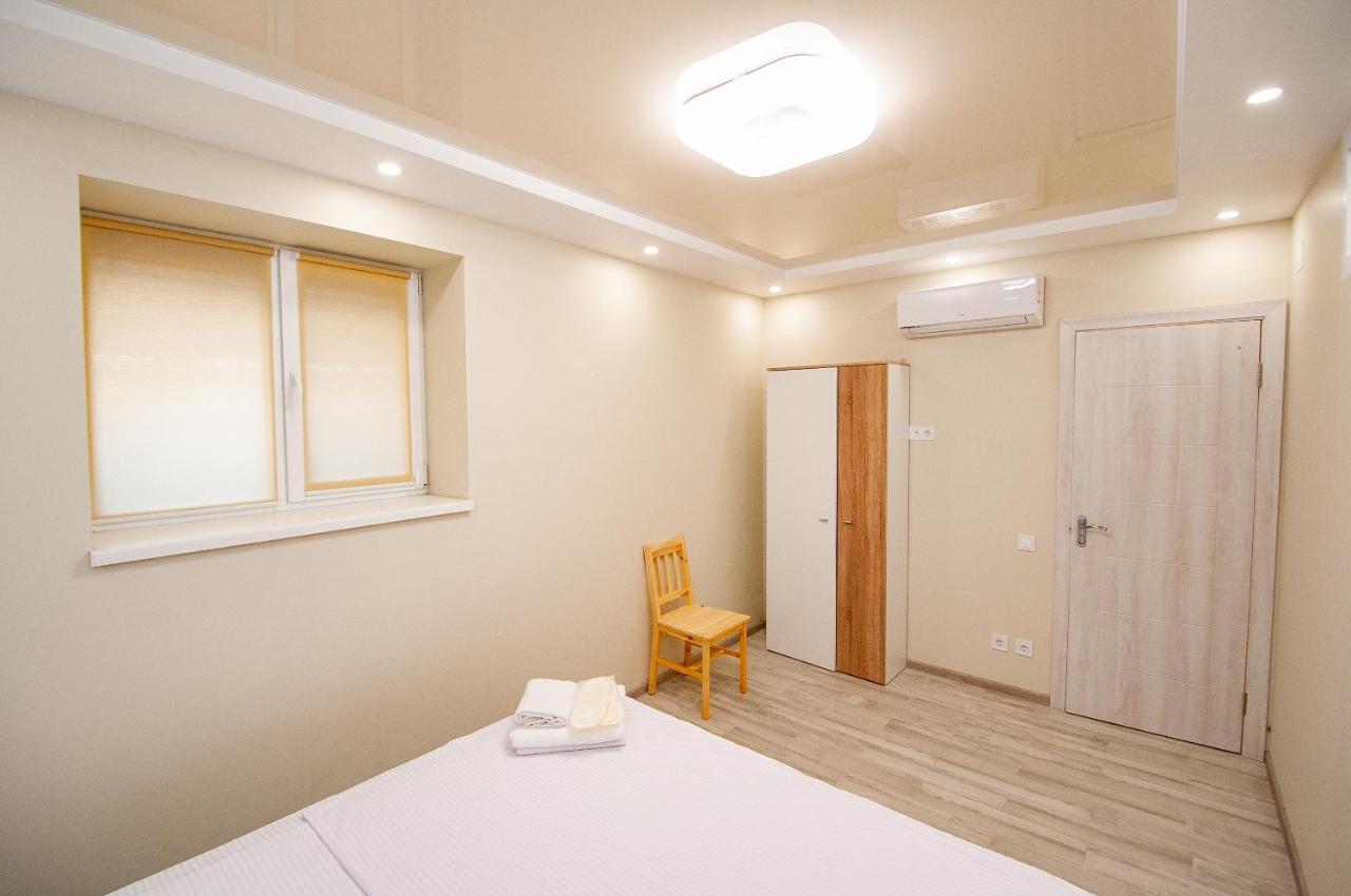 Rest Time Apartments Odessa Esterno foto